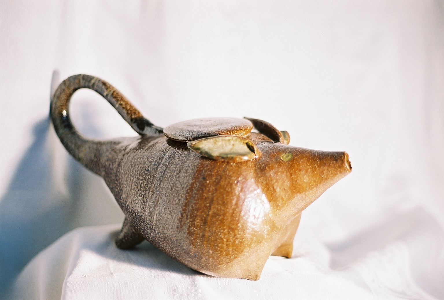 Teapots_pitchers